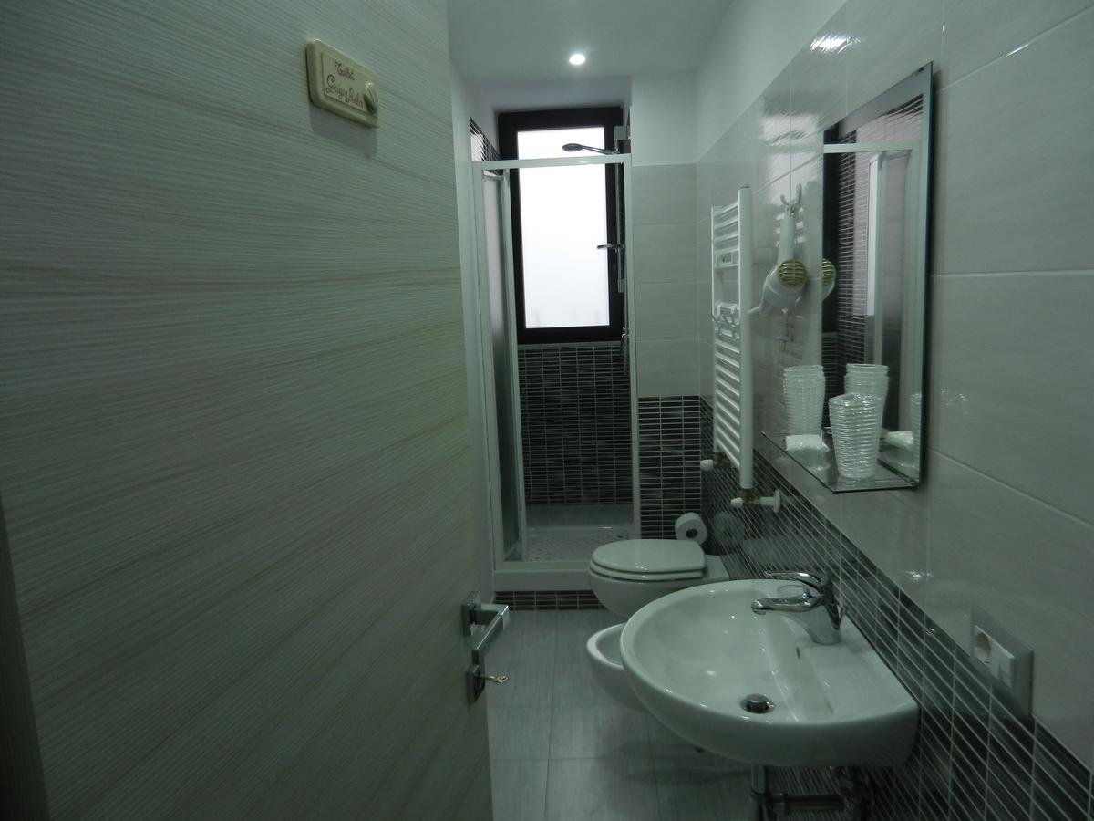 B&B A Casa Di Giosi 卡塔尼亚 外观 照片