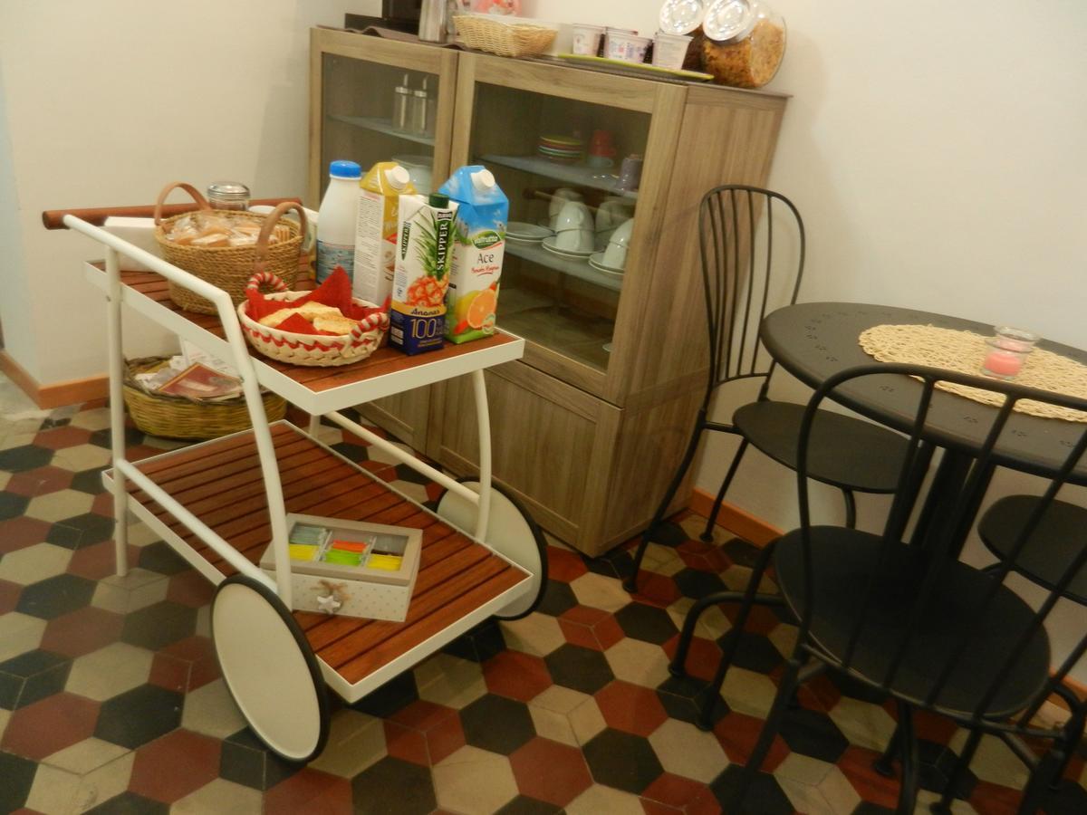 B&B A Casa Di Giosi 卡塔尼亚 外观 照片