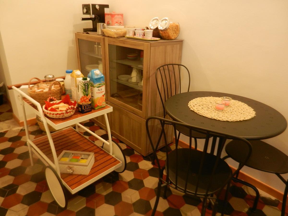 B&B A Casa Di Giosi 卡塔尼亚 外观 照片