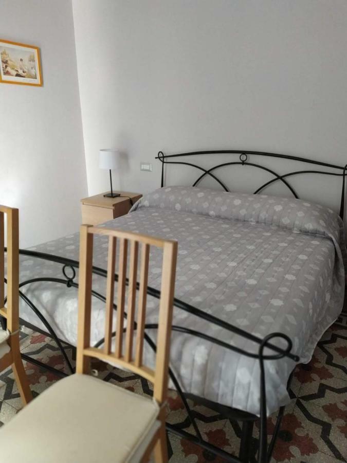 B&B A Casa Di Giosi 卡塔尼亚 外观 照片