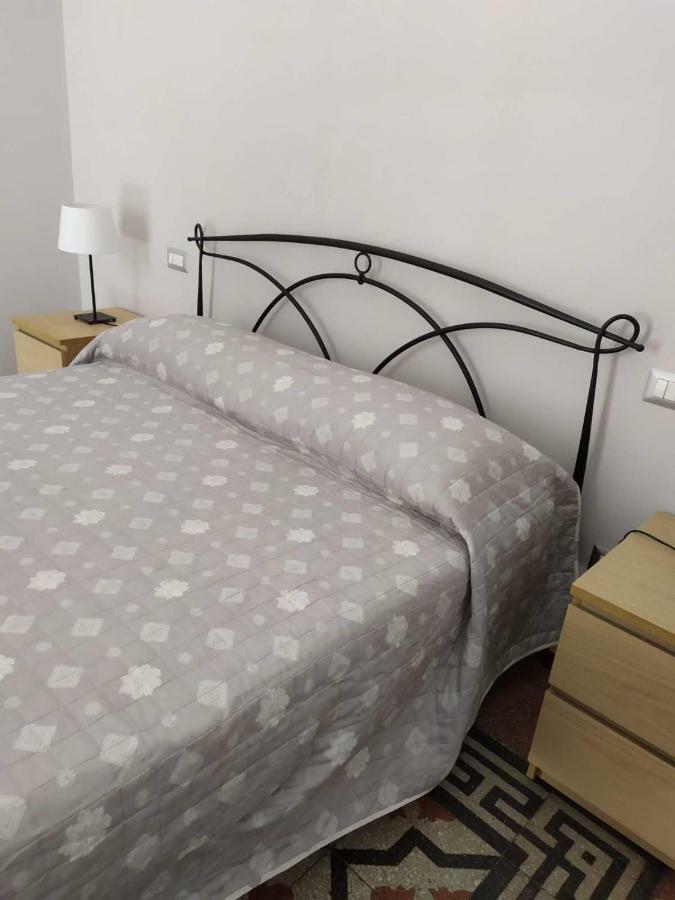 B&B A Casa Di Giosi 卡塔尼亚 外观 照片