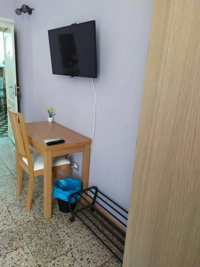 B&B A Casa Di Giosi 卡塔尼亚 外观 照片