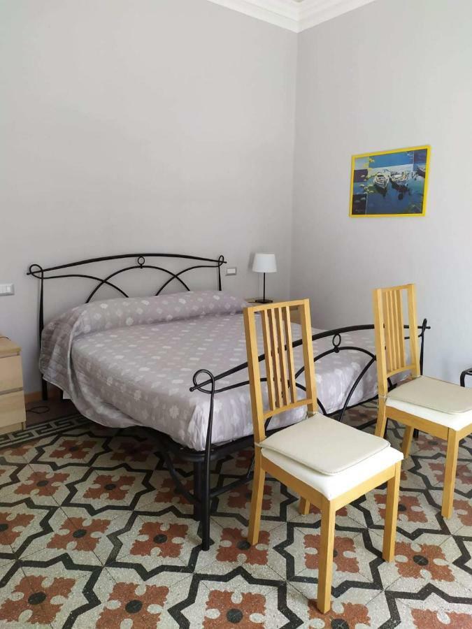 B&B A Casa Di Giosi 卡塔尼亚 外观 照片